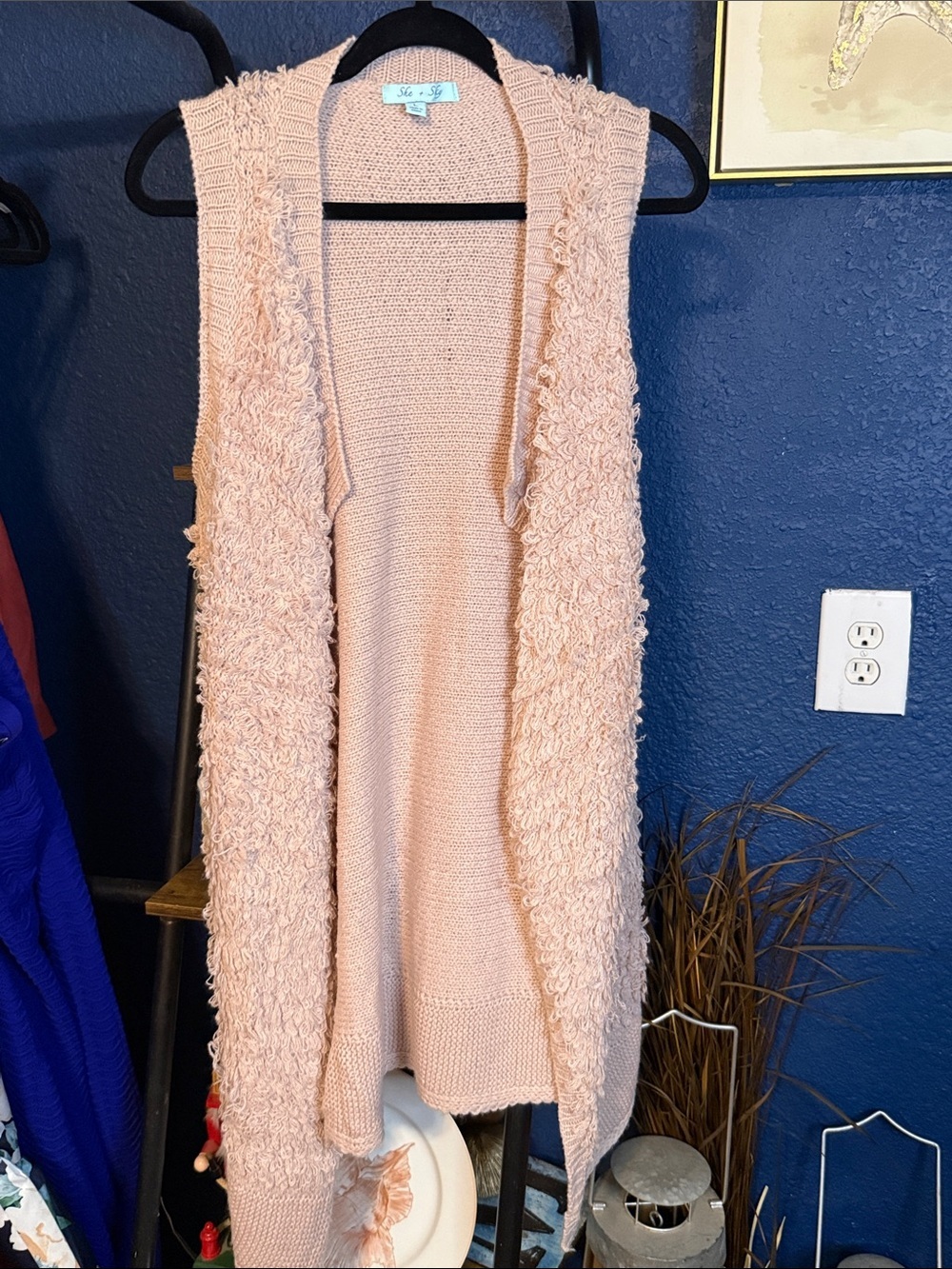 She + Sky Blush Pink Textured Open-Front Sleeveless Cardigan Vest